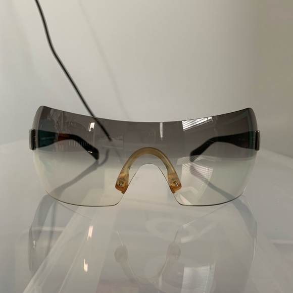 Chanel wrap around sunglasses model 4109 - Picture 2 of 8